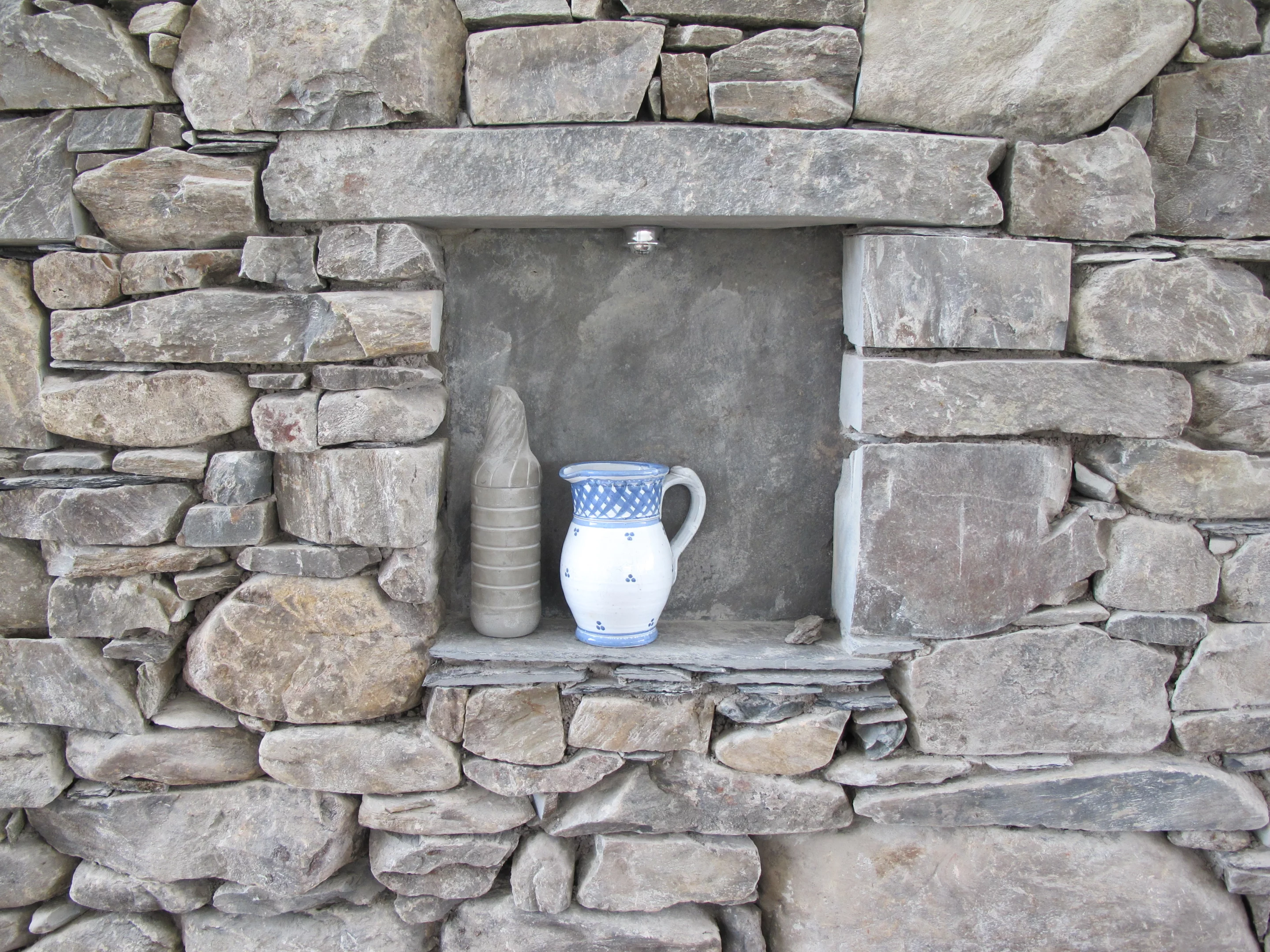Much of the stone used in the building fabric was taken from the surrounding fields (Photo: Mark Waghorn Architects)