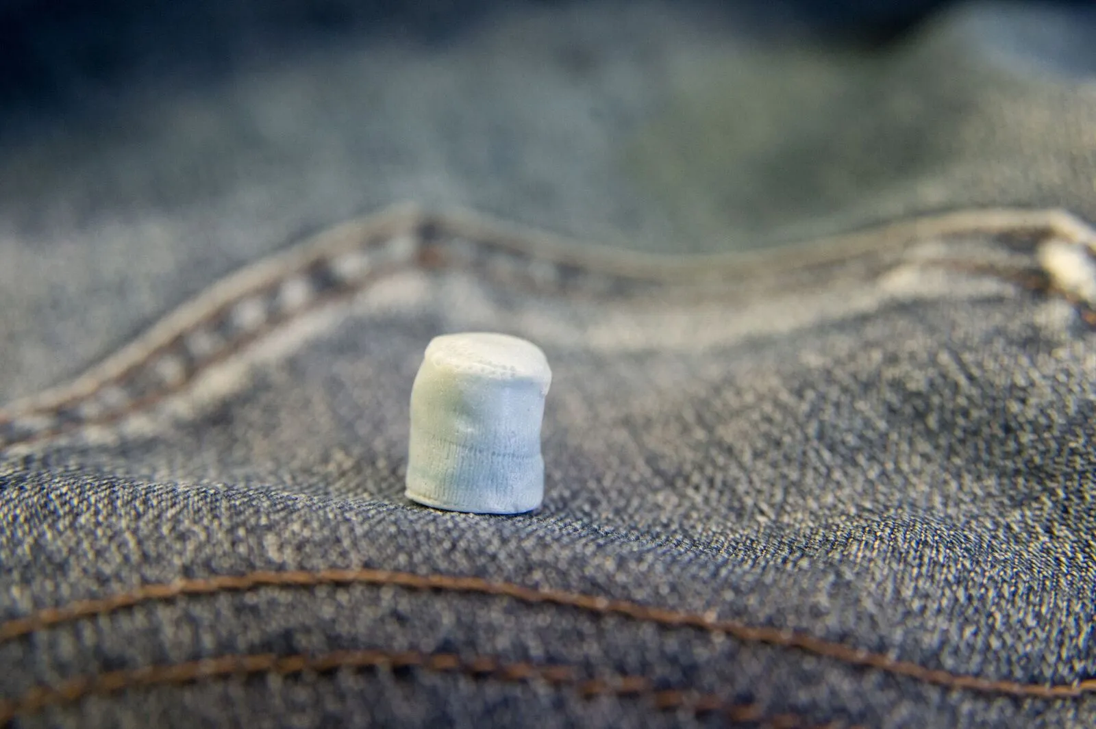 An aerogel sample made from dissolved denim