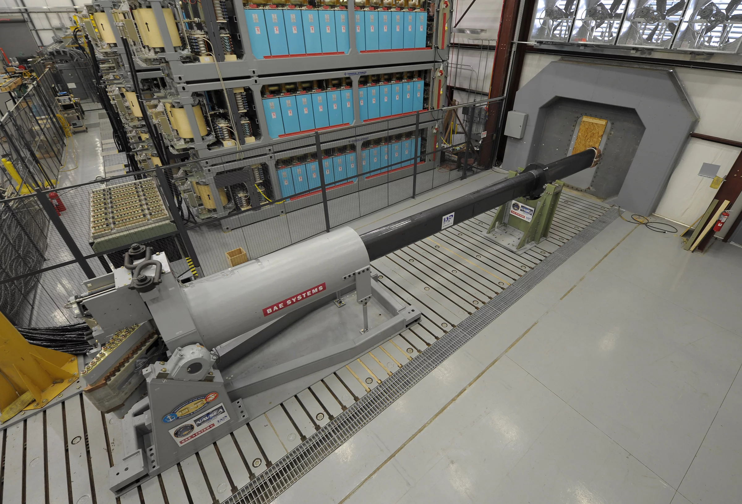 A 32-MJ version of the Office of Naval Research-funded Electromagnetic Railgun (EMRG) prototype at the Naval Surface Warfare Center (NSWC) Dahlgren (Photo: ONR)
