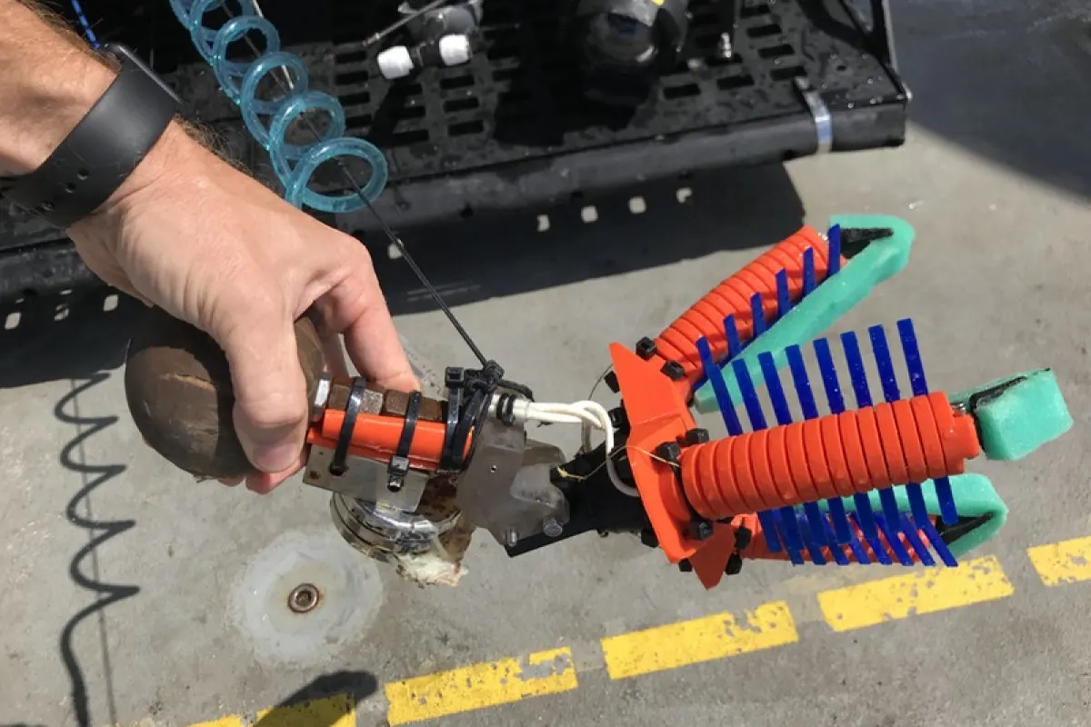 A three-finger version of the soft gripper