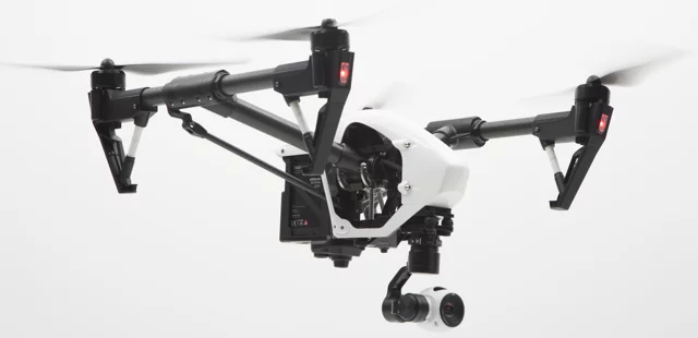 The Inspire 1 weighs 2.9 kg (6.5 lb), has a maximum horizontal flight speed of almost 50 mph (80 km/h), and can take off and land automatically