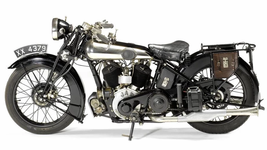 This 1925 Brough Superior SS80 sold for GBP 79,600 (US$143,349) as part of Bonhams’ sale of the Brian R. Verrall Collection in September, 2008