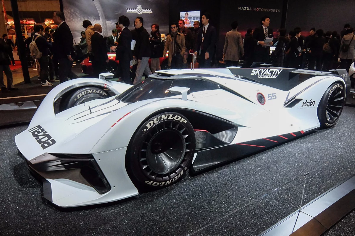 This Mazda LM55 attracted a great deal of attention at Auto Salon 2016, but sadly it is only drivable in Gran Turismo