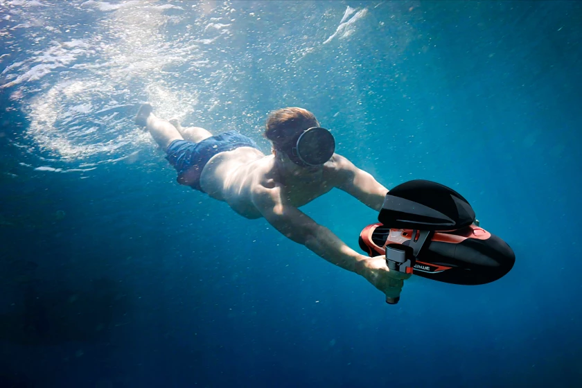 The Sublue Vapor has a top speed of 10 km/h (6 mph) – about twice as fast as most people can swim