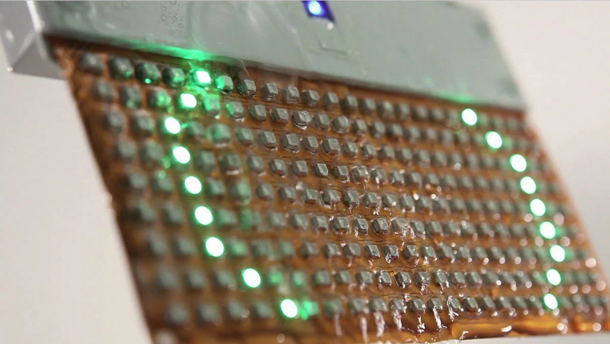 Two LED grid sizes have been developed, one with 135 lights, and the other with 207