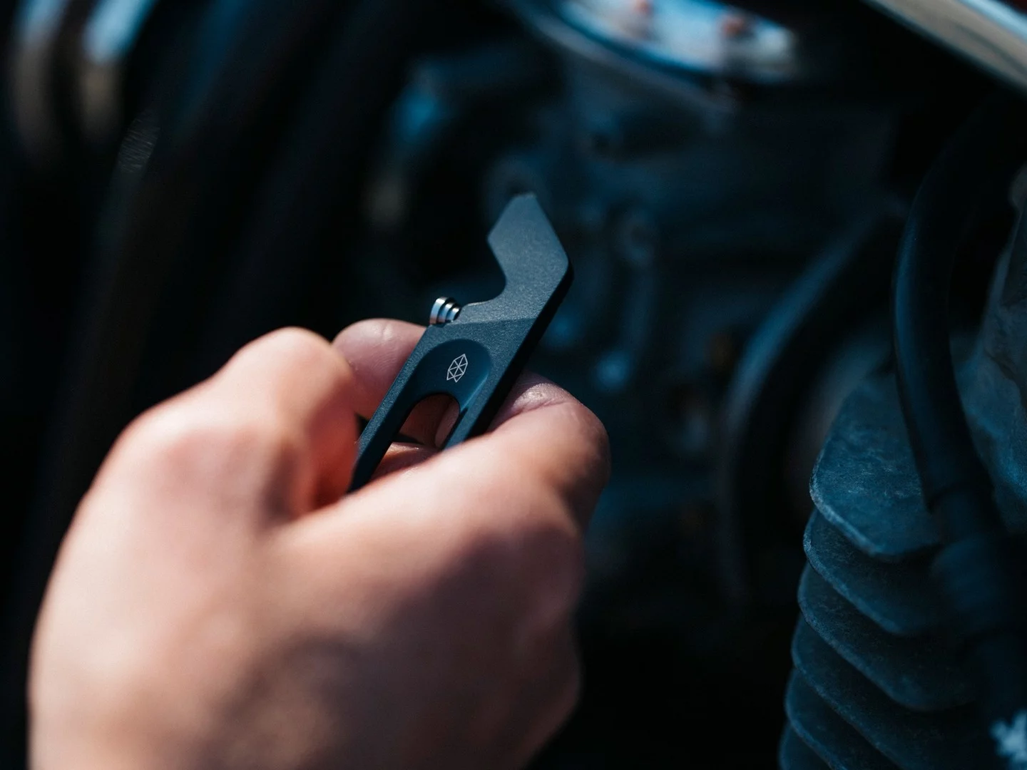 The new Halifax from Portland toolmaker The James Brand is one multi-faceted implement that doesn’t bite off more than it can chew