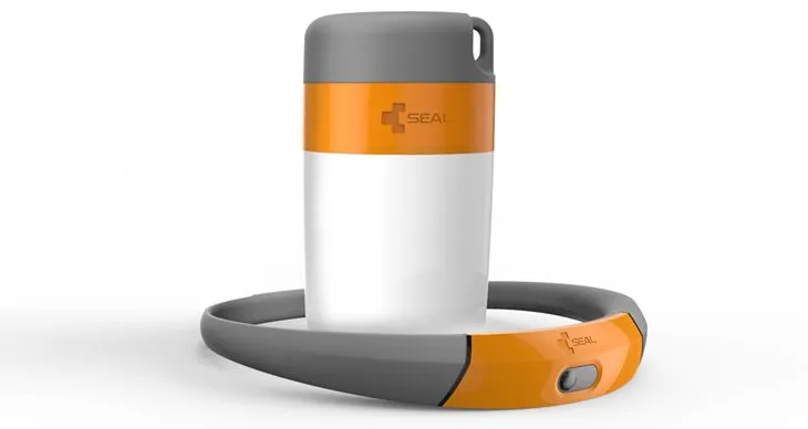 The Seal hub unit and one of the bands