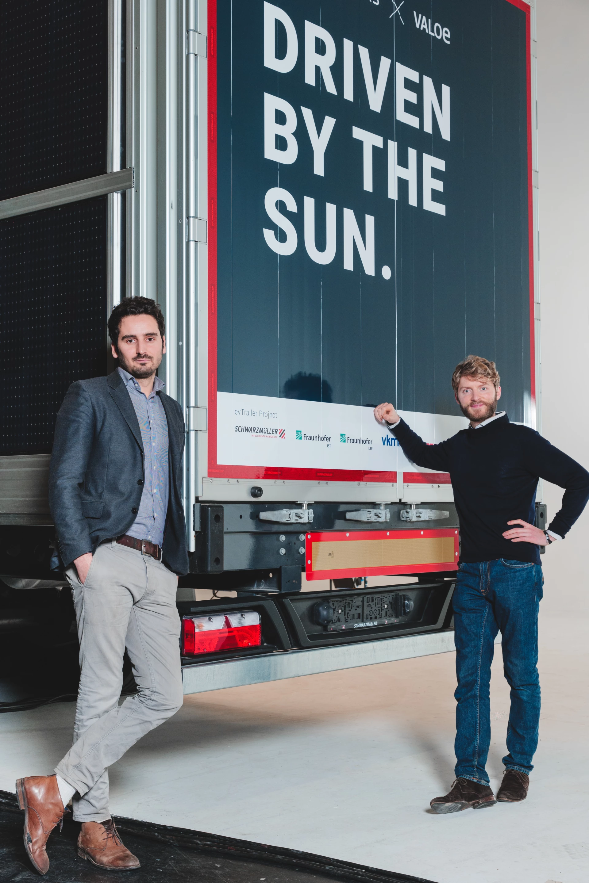 Sono Motors is exploring ways to implement its solar tech into other transport areas, and showed off the first prototype of a PV-packed trailer for heavy good haulage at CES 2021