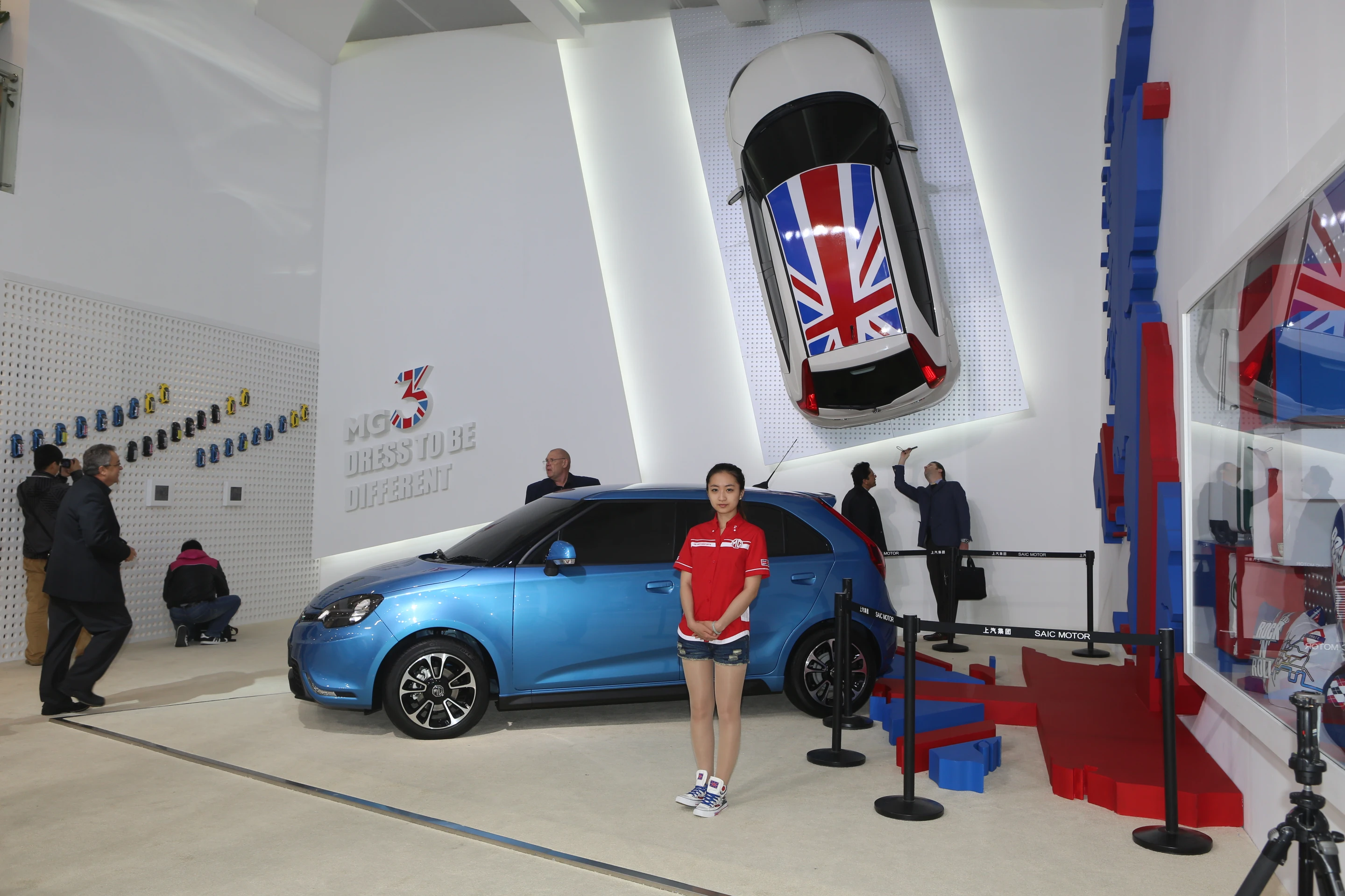 MG3's 4-cylinder SOHC VTI-TECH engine delivers 103.5 hp via a 5-speed manual gearbox (Photo: Gizmag.com)