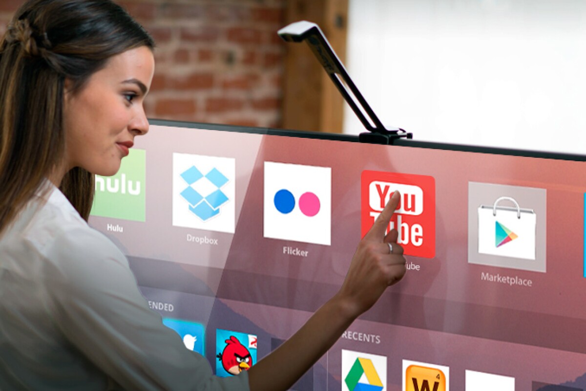 Touchjet Wave creates touchscreen tablets from televisions