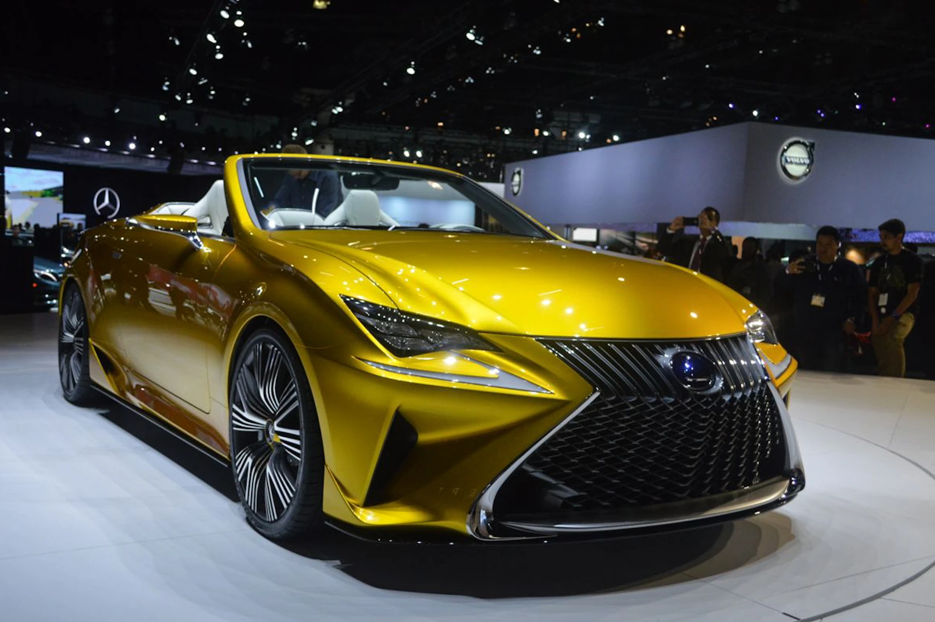 Lexus LF-C2 debuts at the LA Auto Show (Photo: C.C. Weiss/Gizmag)