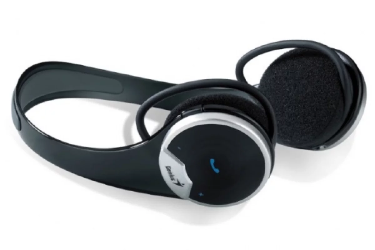 Genius’s BT-03I touch Bluetooth headset