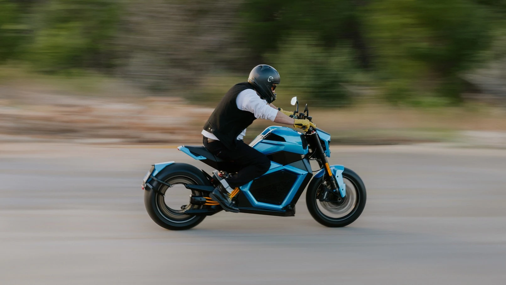 Verge took the TS Pro on a 850-mile journey over 24 hours