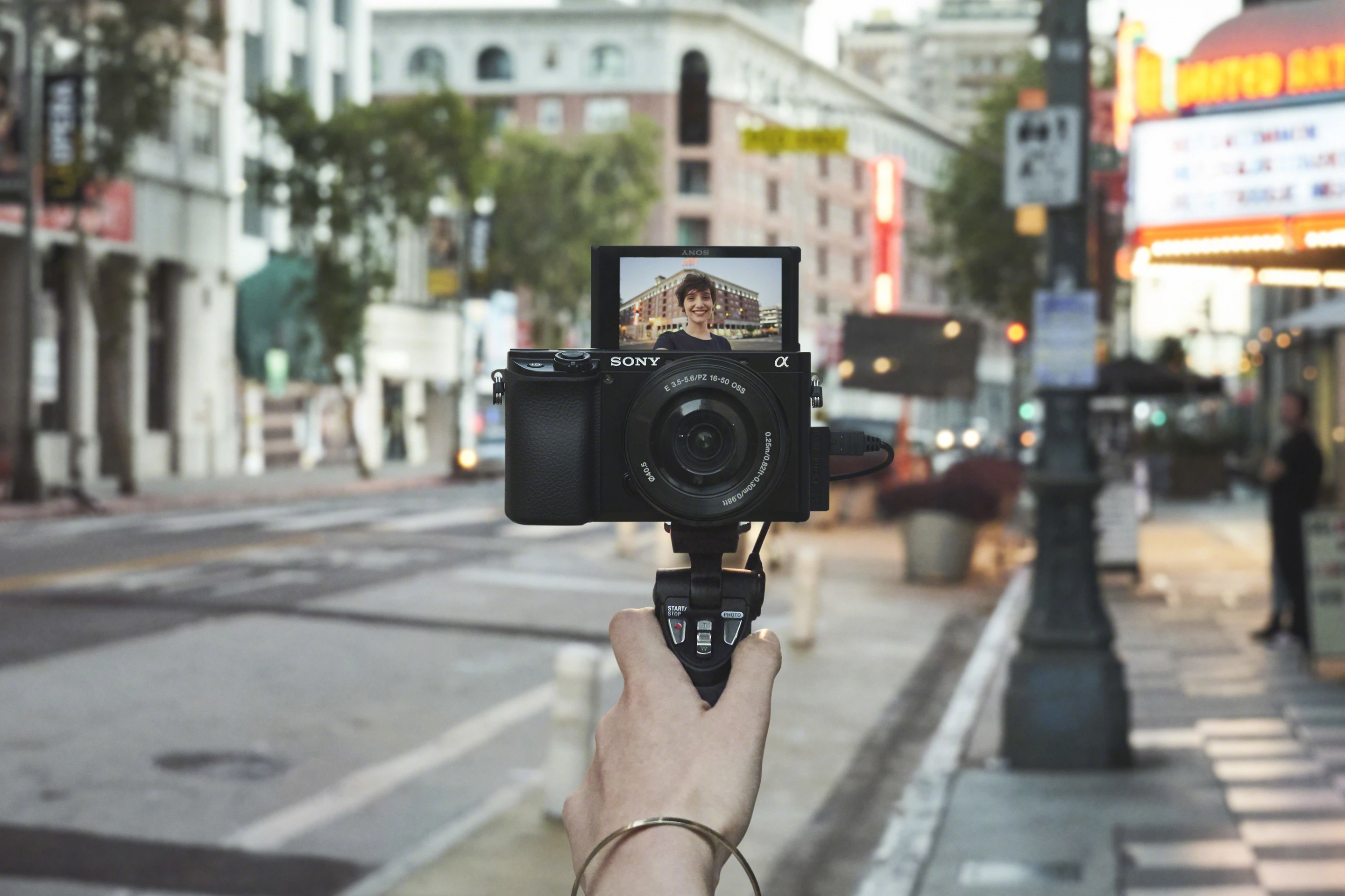 The Alpha 6100's tilting rear LCD display makes selfie stills and video possible