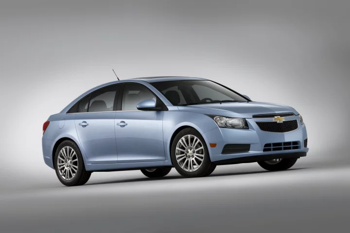 Chevrolet's non-hybrid Cruze Eco promises 40mpg highway, comparable to the hybrid Honda Insight's 43mpg
