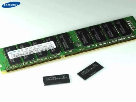 Samsung's 4Gb DRAM chip