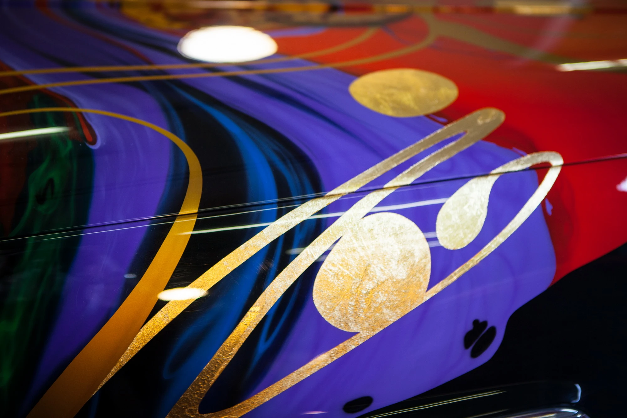 Twenty-five of the cars will be festooned with autographed original exterior artwork by Taiwanese artist Master Lee Sun-Don