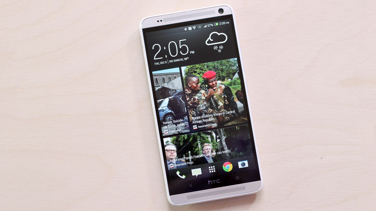 HTC's BlinkFeed saw some improvements in the One max's Sense 5.5, including the ability to remove it from your home screen