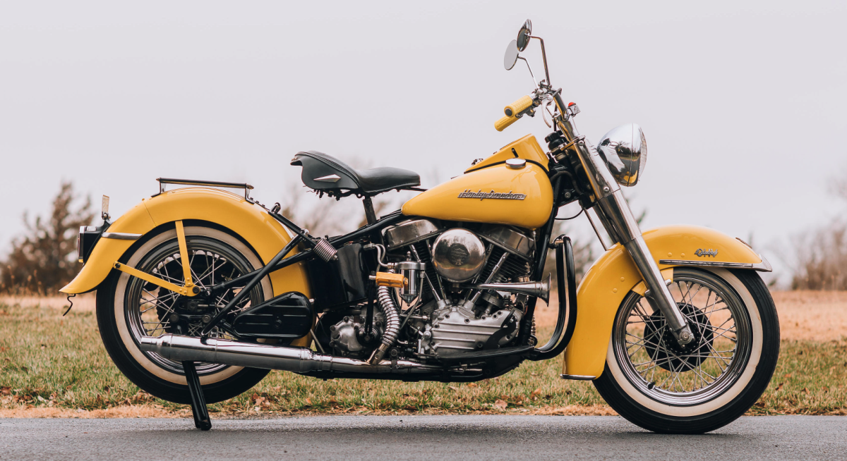 Excellent value as this was a Deluxe 50th Anniversary 74ci FL Model from 1954 for just $23,000