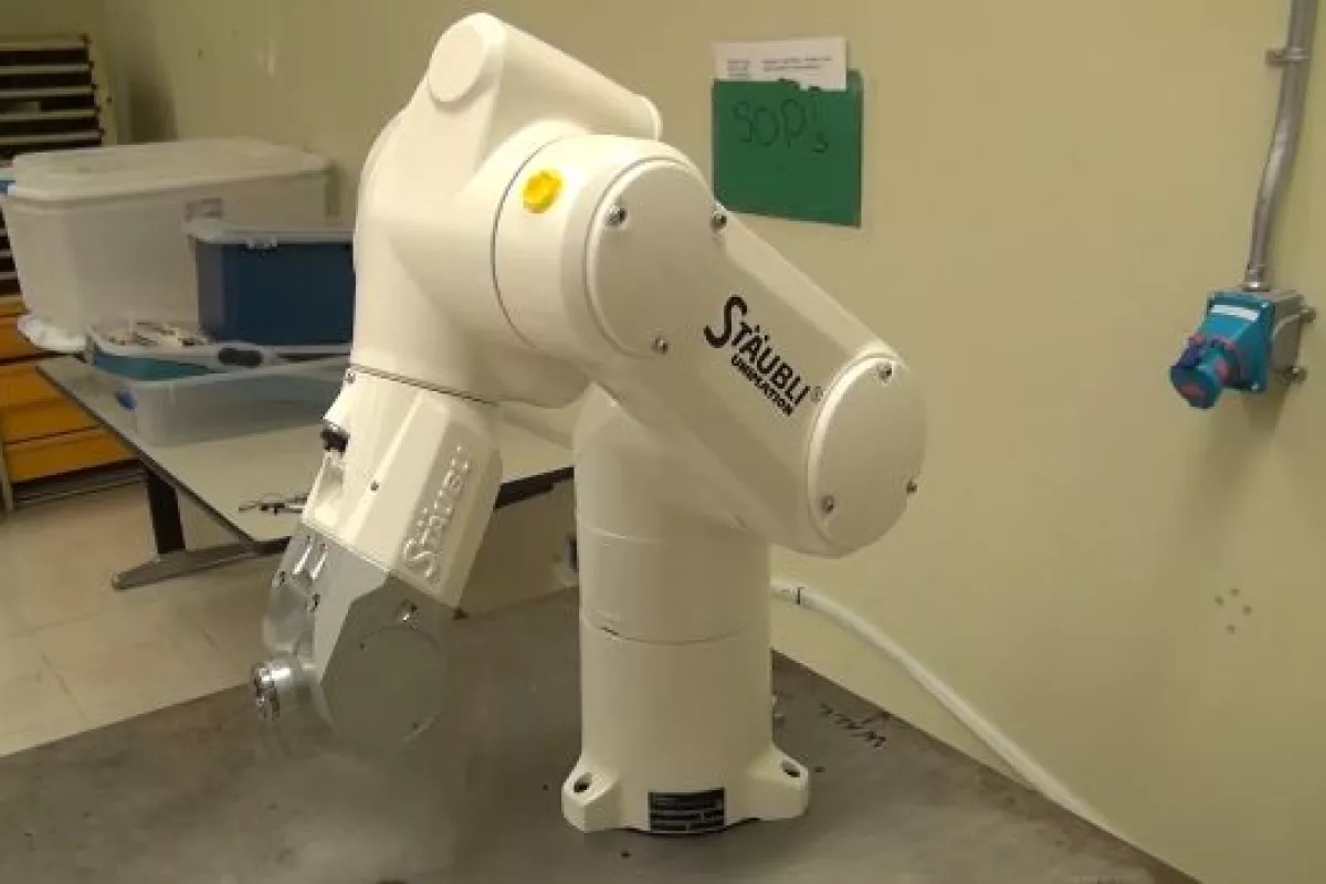 An existing robotic arm, which could be adapted for use in GE's system