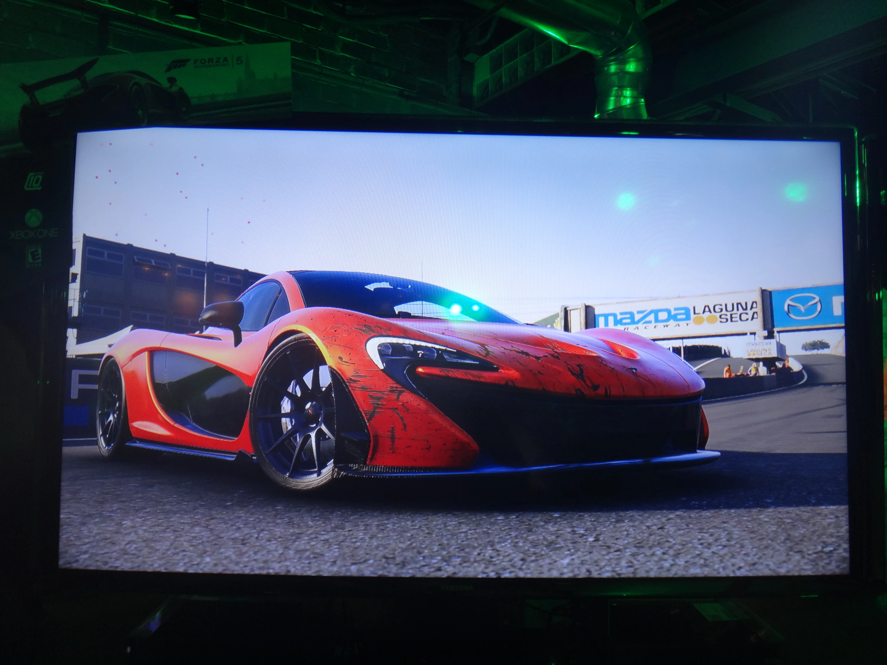 For the Forza Motorsport 5 demo, I opted for the McLaren P1 since it's the car featured in most of the promotional materials, including the box art