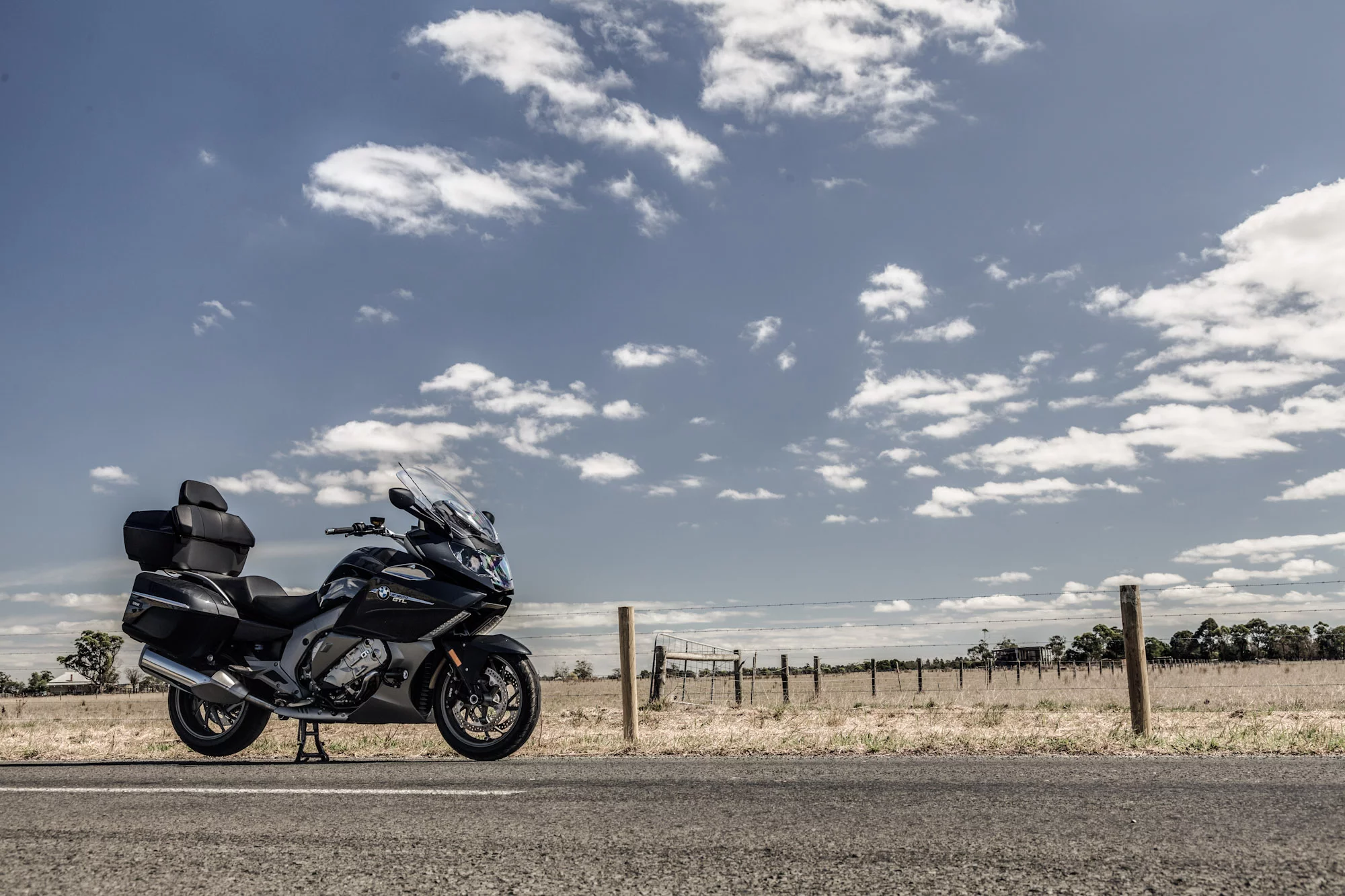 The BMW K1600GTL (Photo: Loz Blain)