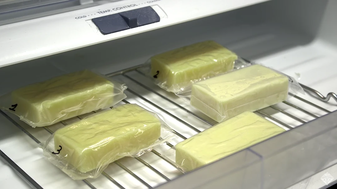A new type of food packaging, made from the milk protein casein, is sustainable, biodegradable, safe and even edible