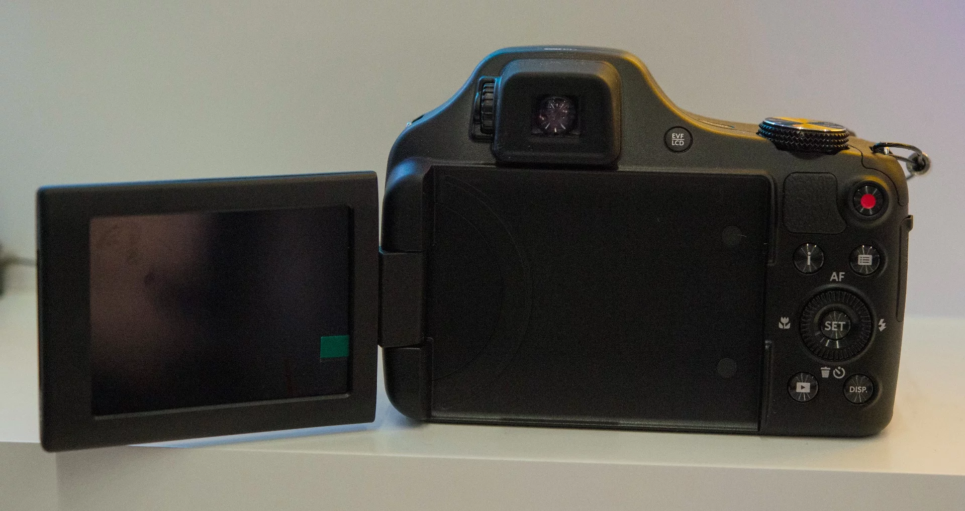 The rear screen on the Kodak PixPro AZ652