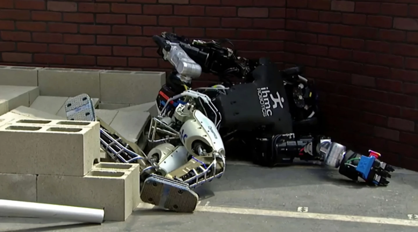 Sleepy robot during the 2015 DARPA competition for advanced robotics