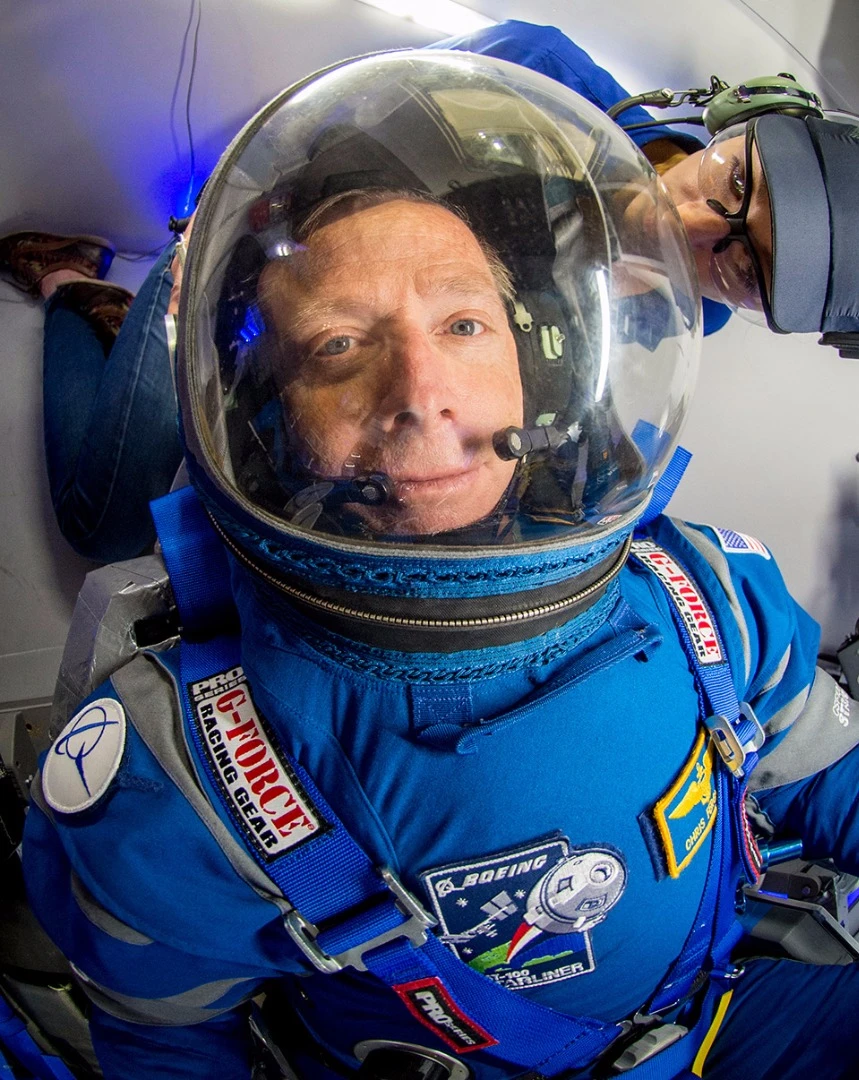 The Boeing Blue has a soft helmet