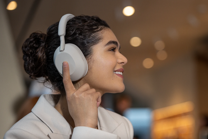 Priced at US$400, Sony's WH-1000XM5 headphones will be available in the US from May 20