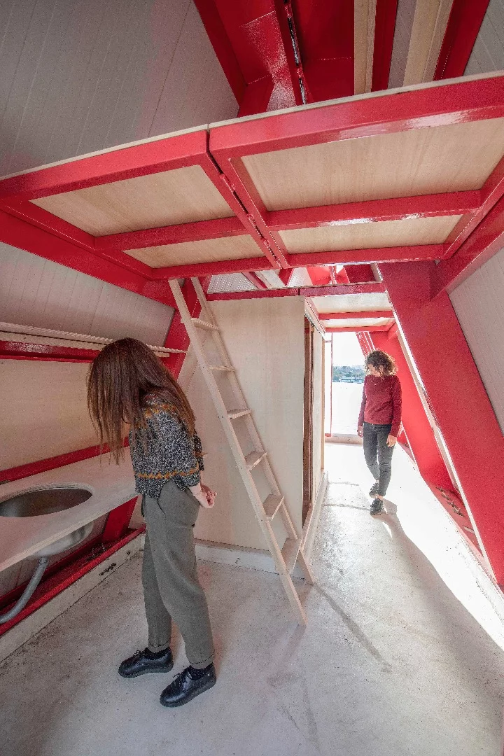 Fold&Float also includes a kitchenette