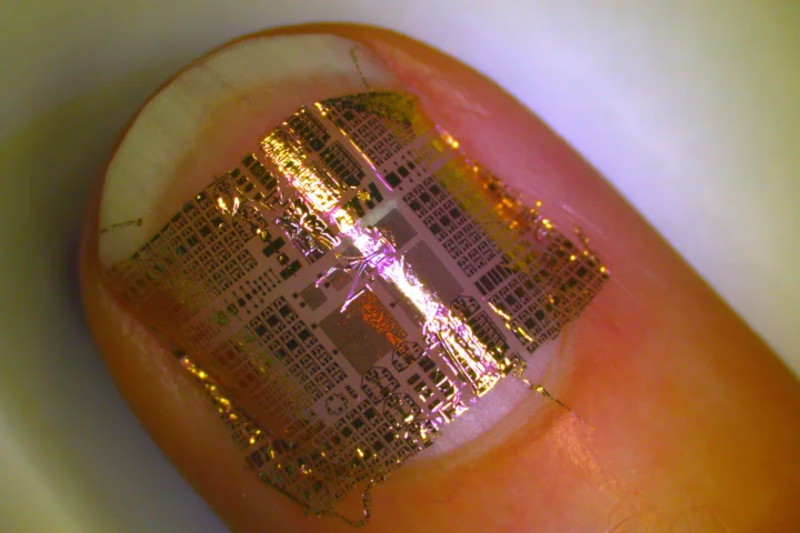 Researchers at ETH Zurich have created ultra thin, clear and flexible circuitry