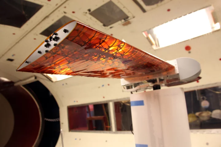 In the team’s new approach, the whole shape of the wing can be changed, and twisted uniformly along its length