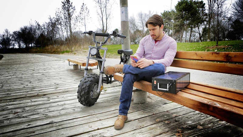 The removable solar unit also features two USB ports, meaning that it can be used as a backup battery pack to power mobile devices