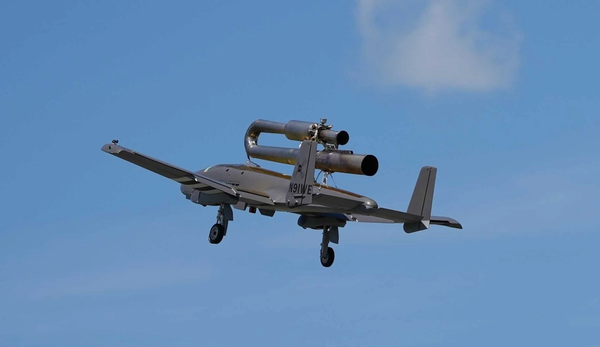 Fire-spitting pulsejet engine delivers bulk thrust at low cost