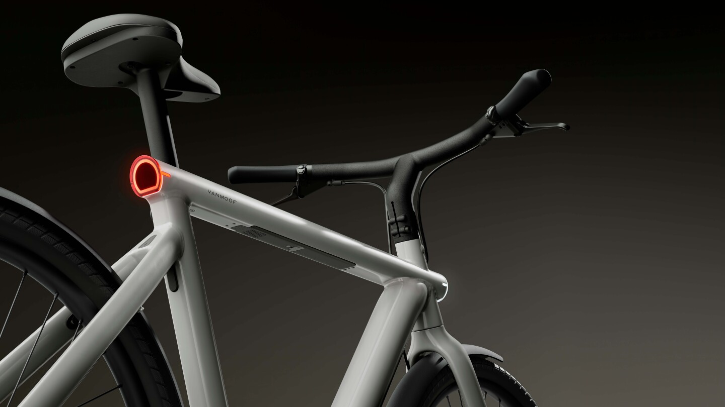 Pricing for the VanMoof S5 and A5 starts at US$2,998