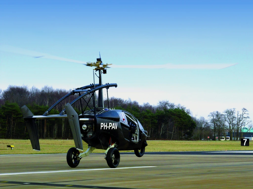 The PAL-V takes to the air on a successful test flight (Photo: PAL-V)