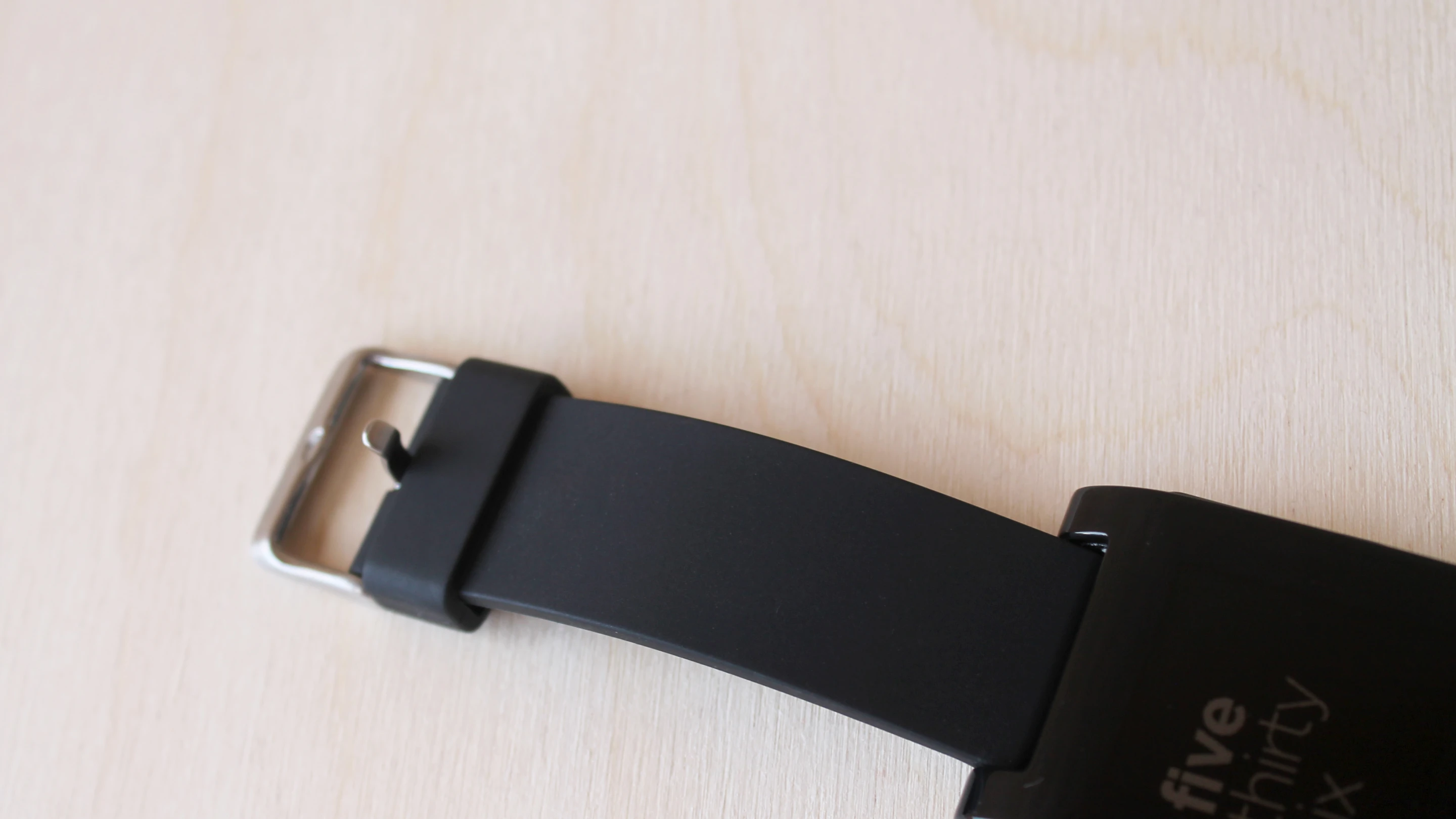 The top section of Pebble's default wrist band