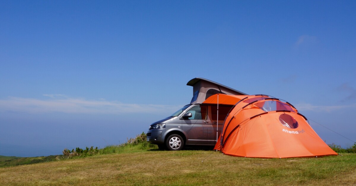 Retractable awningtent adds extra roof and views to your camper van