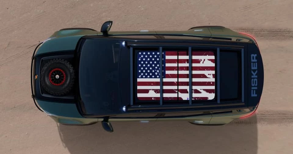 A roof rack with integrated auxiliary lighting is part of the planned E-Force package