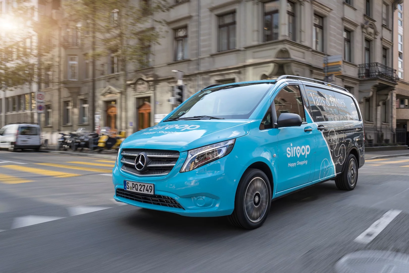 As part of trials underway in Switzerland currently, Mercedes-Benz Vito vans will serve as connected, mobile landing platforms for Matternet's M2 drones