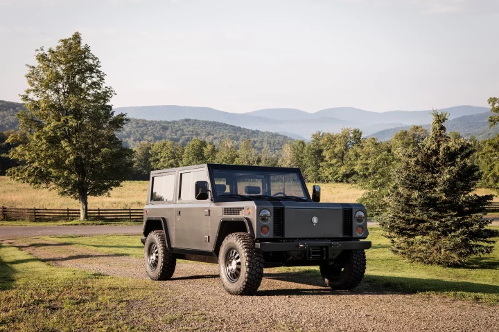 The B1 can be specced with a 120 or 200 mile range