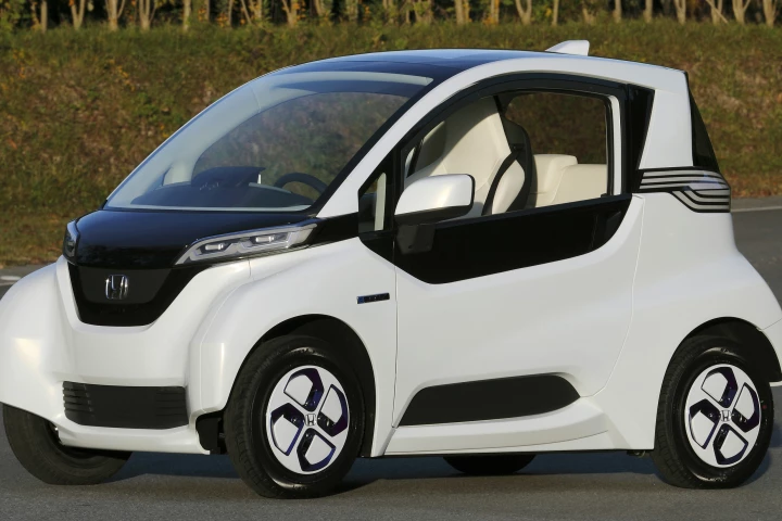 Honda's Micro Commuter Prototype β electric car
