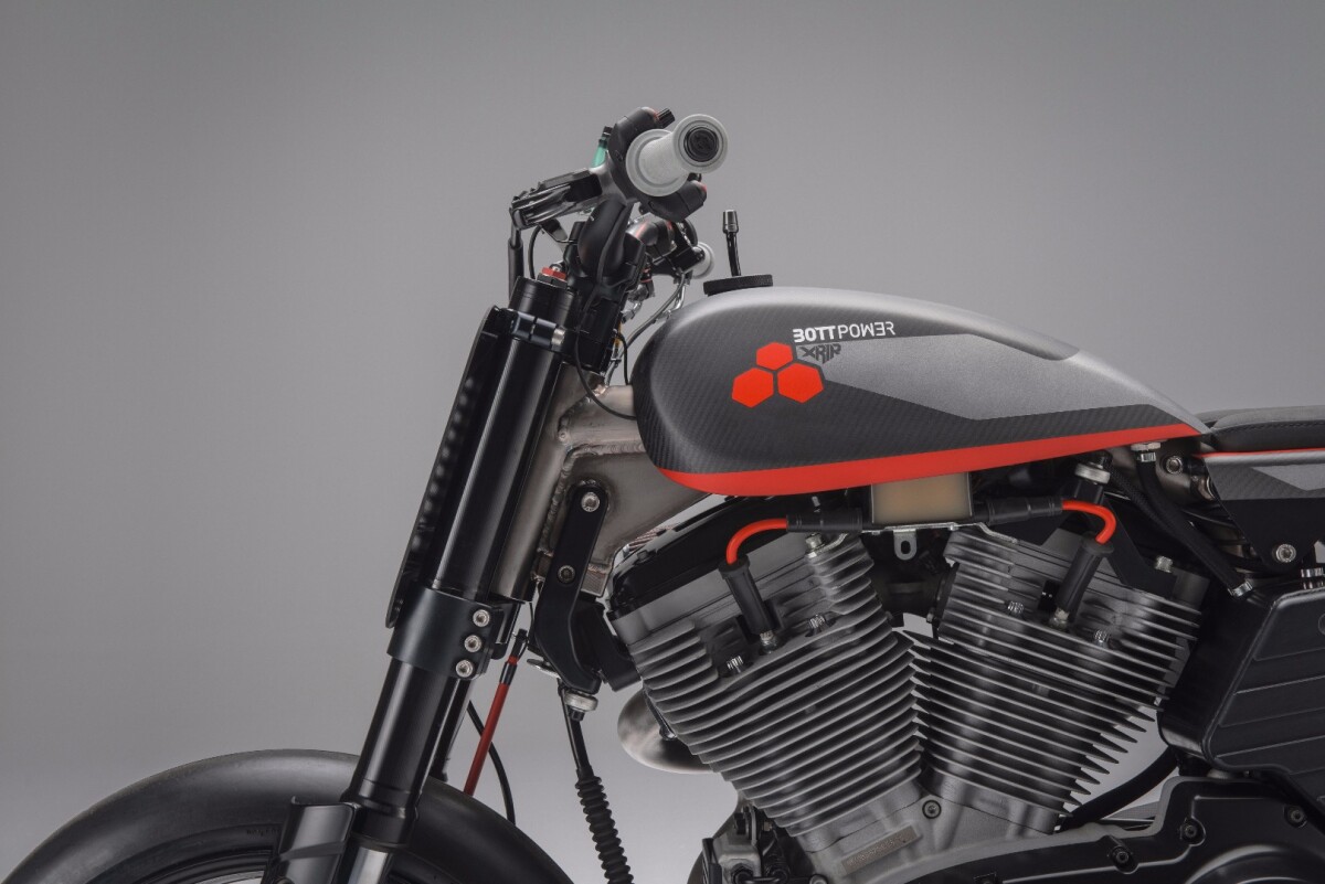 Bottpower XR1R: the tiny headstem is one of the only visible bits of frame