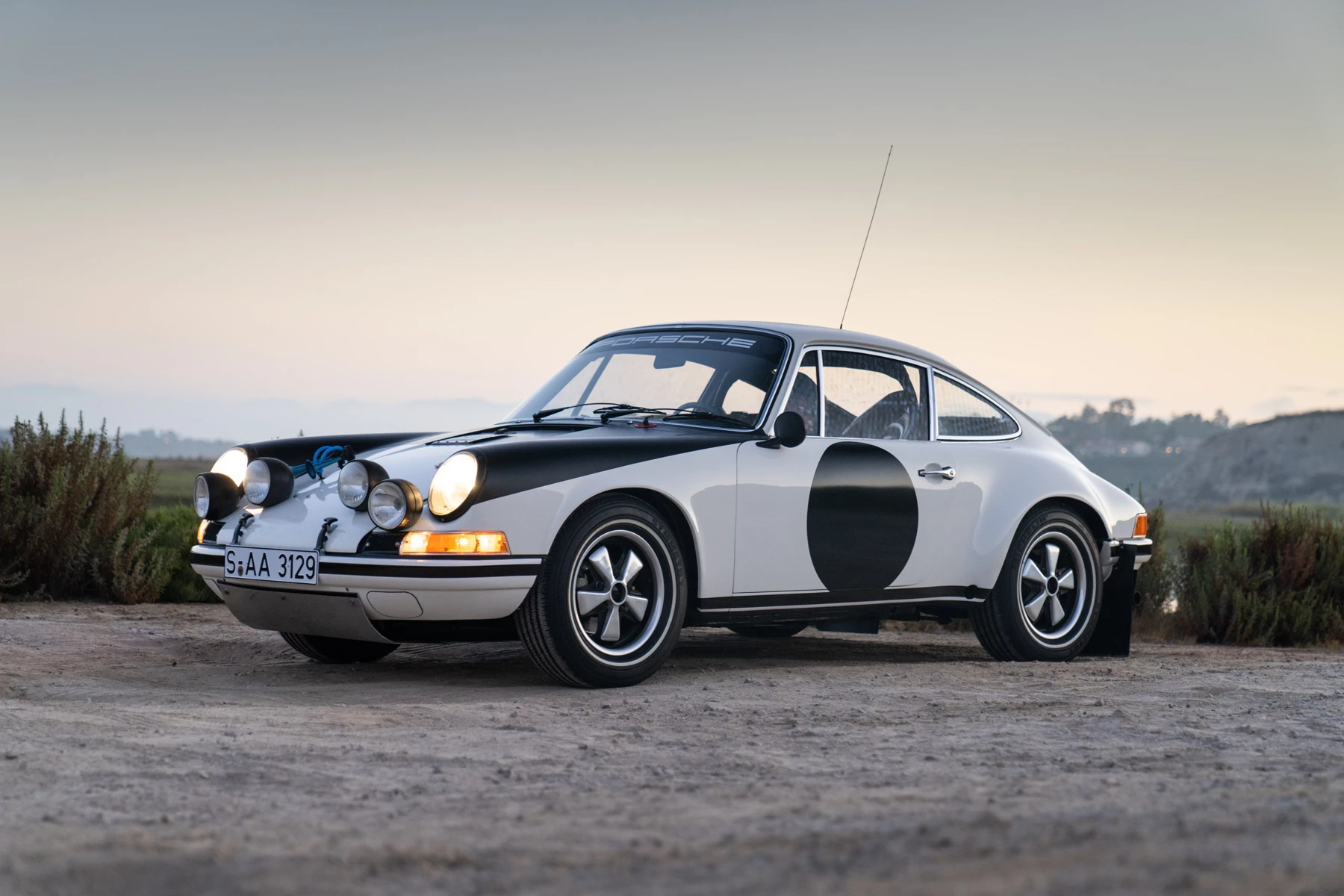 1971 Porsche 911 ST Rally | Gooding & Company | Geared Online | 7 August 2020 | Lot 61 | Estimate: $950,000 to $1,250,000 | Official Gooding & Co Auction Page