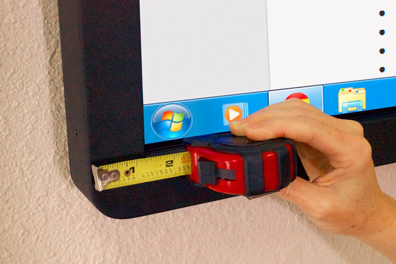 The bezel of the Presenter is only 1.25 inches wide