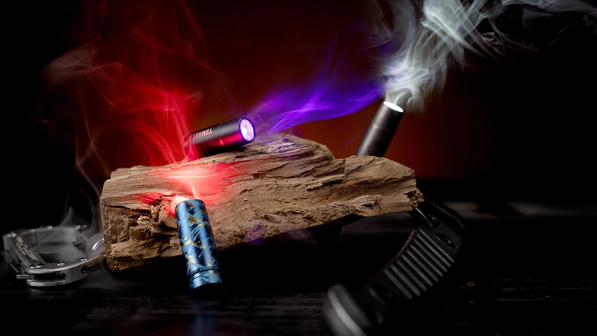 The MQ5X can be configured with a bright white, red, or UV LED