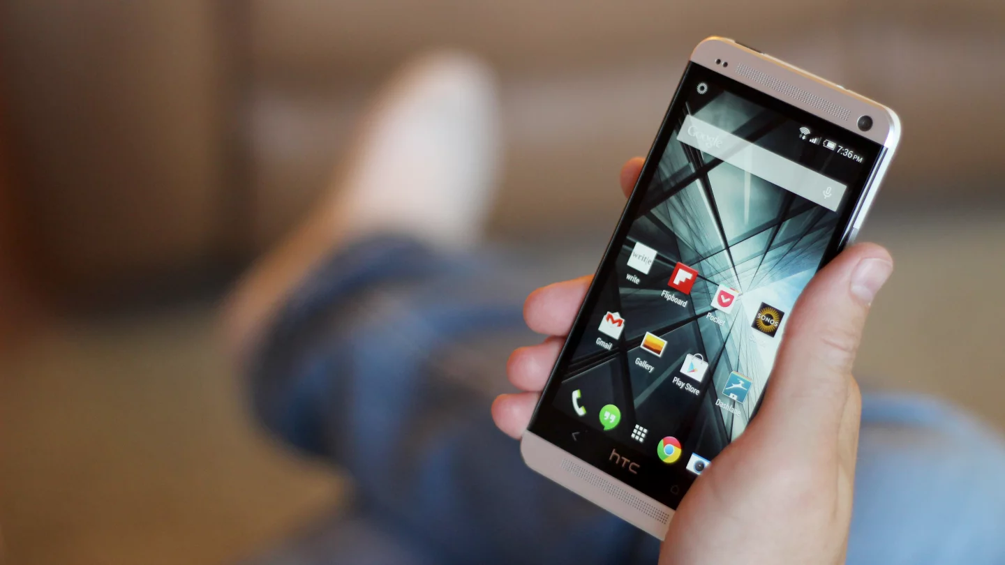 Is the One M7 really that far behind any of the phones we've seen in the 18 months since its launch? (Photo: Will Shanklin/Gizmag.com)