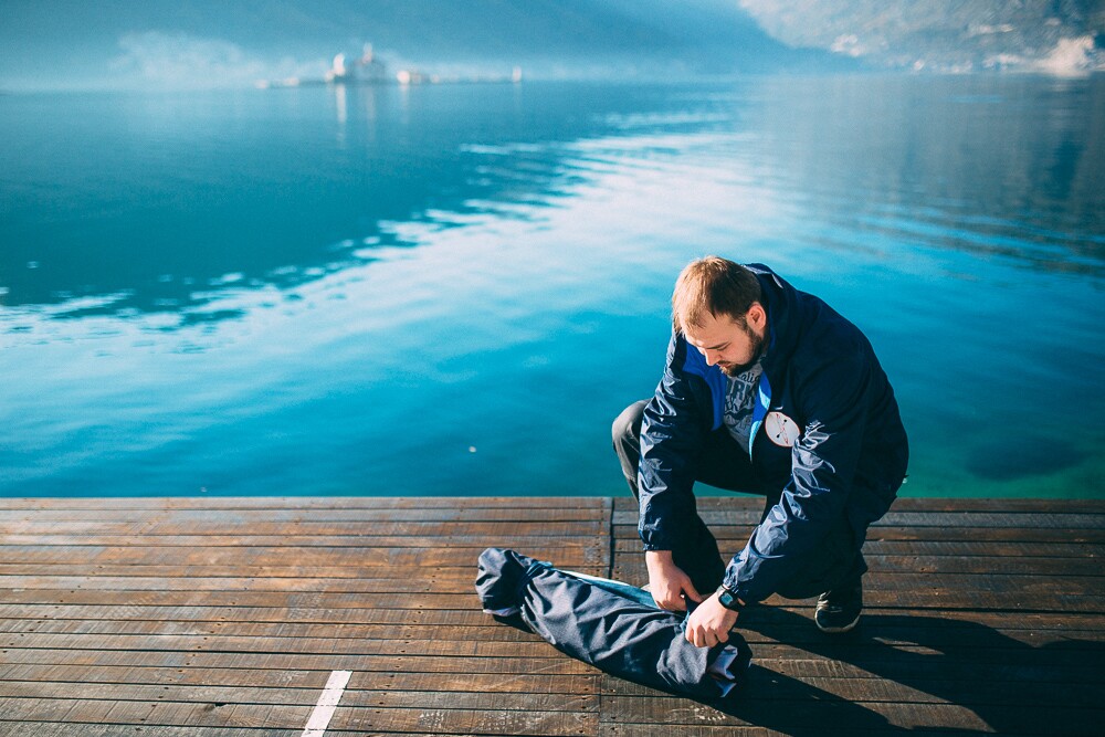 When disassembled and stuffed in its pack, the Justin Case kayak measures no more than 40 inches long by 6 inches wide (102 x 15 cm)